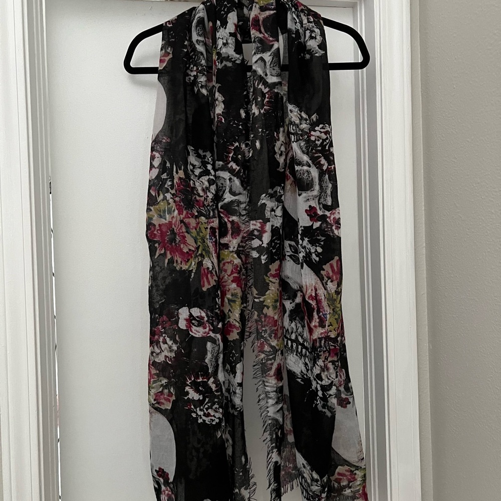 Floral Skull Print Scarf